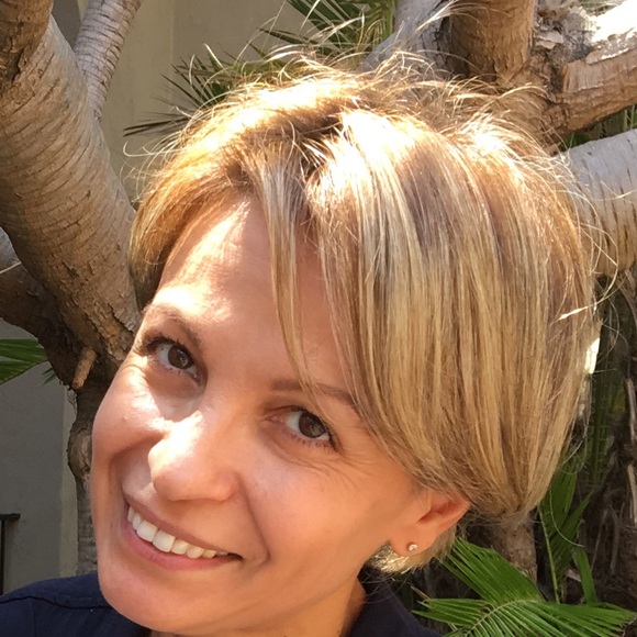 Meet your Posher, Daniela - Picture 1 of 1